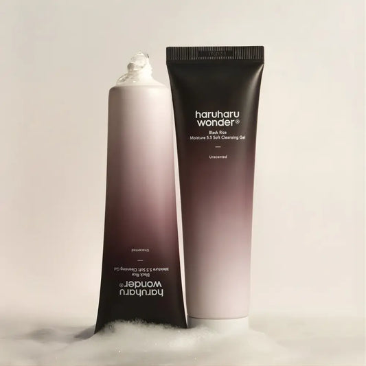 The haruharu wonder black rice moisture 5.5 soft cleansing gel in a sleek black-to-pink tube with white text and cap