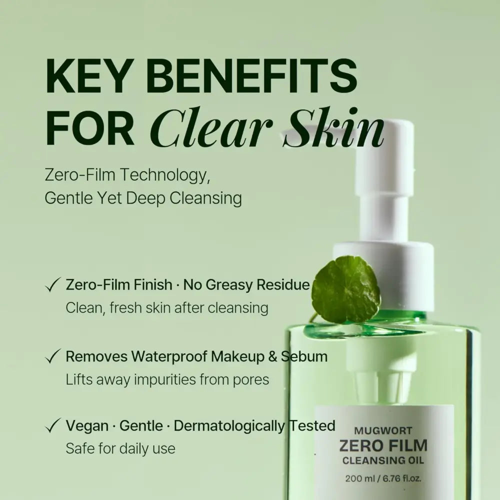 Clear green mugwort zero film cleansing oil in a transparent glass bottle with white pump dispenser 200ml
