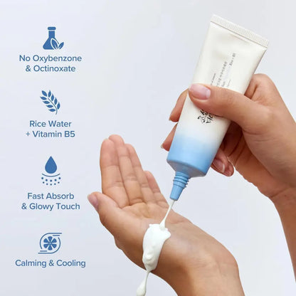 A white and light blue gradient tube of sulwhasoo relief sun aqua-fresh with rice seed water spf50 pa++++ for k-beauty south africa